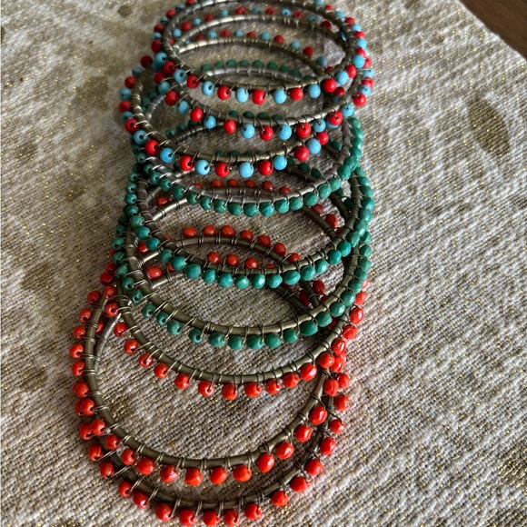 Bracelets - Picture 4 of 9